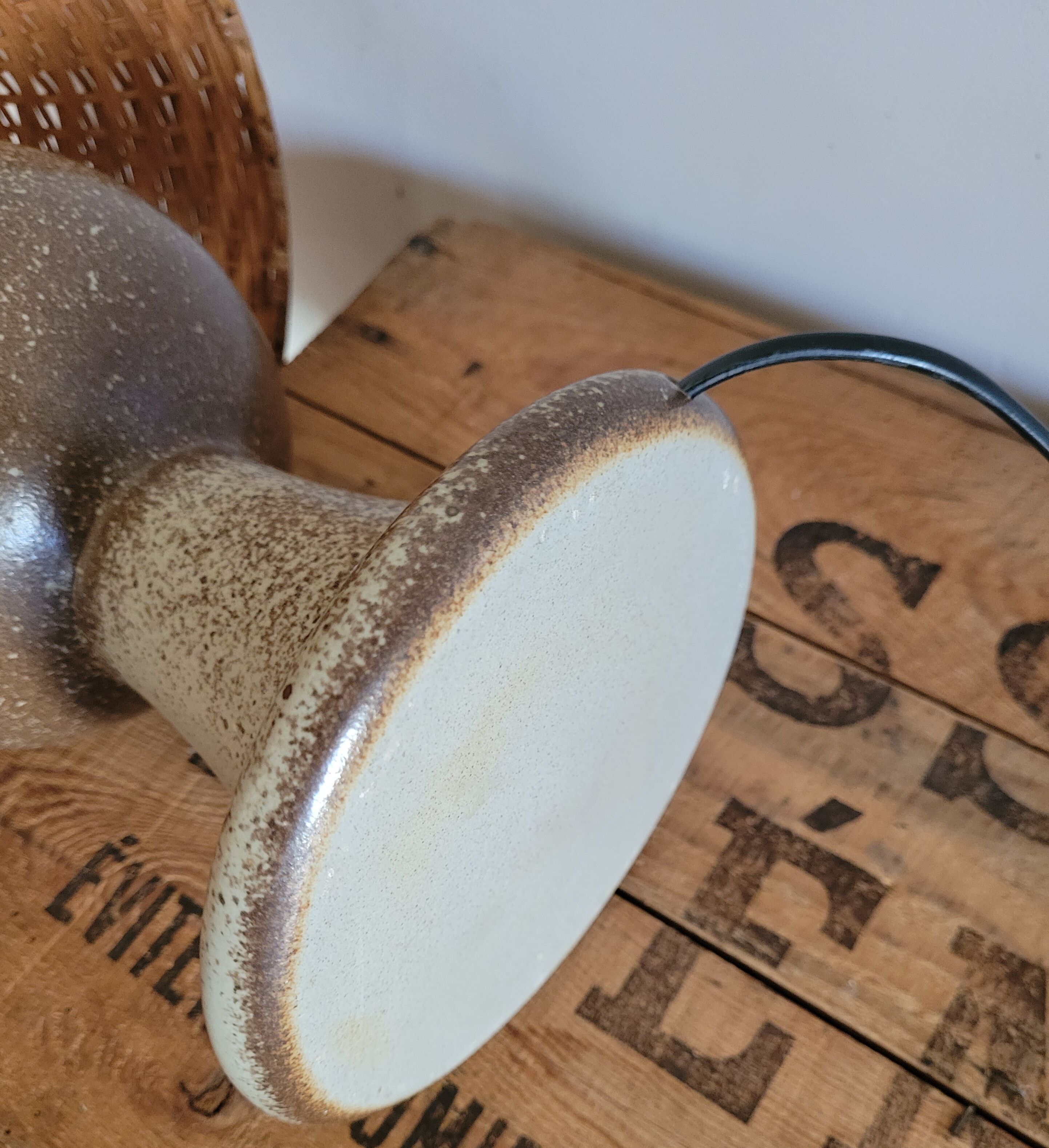 Stoneware and rattan lamp