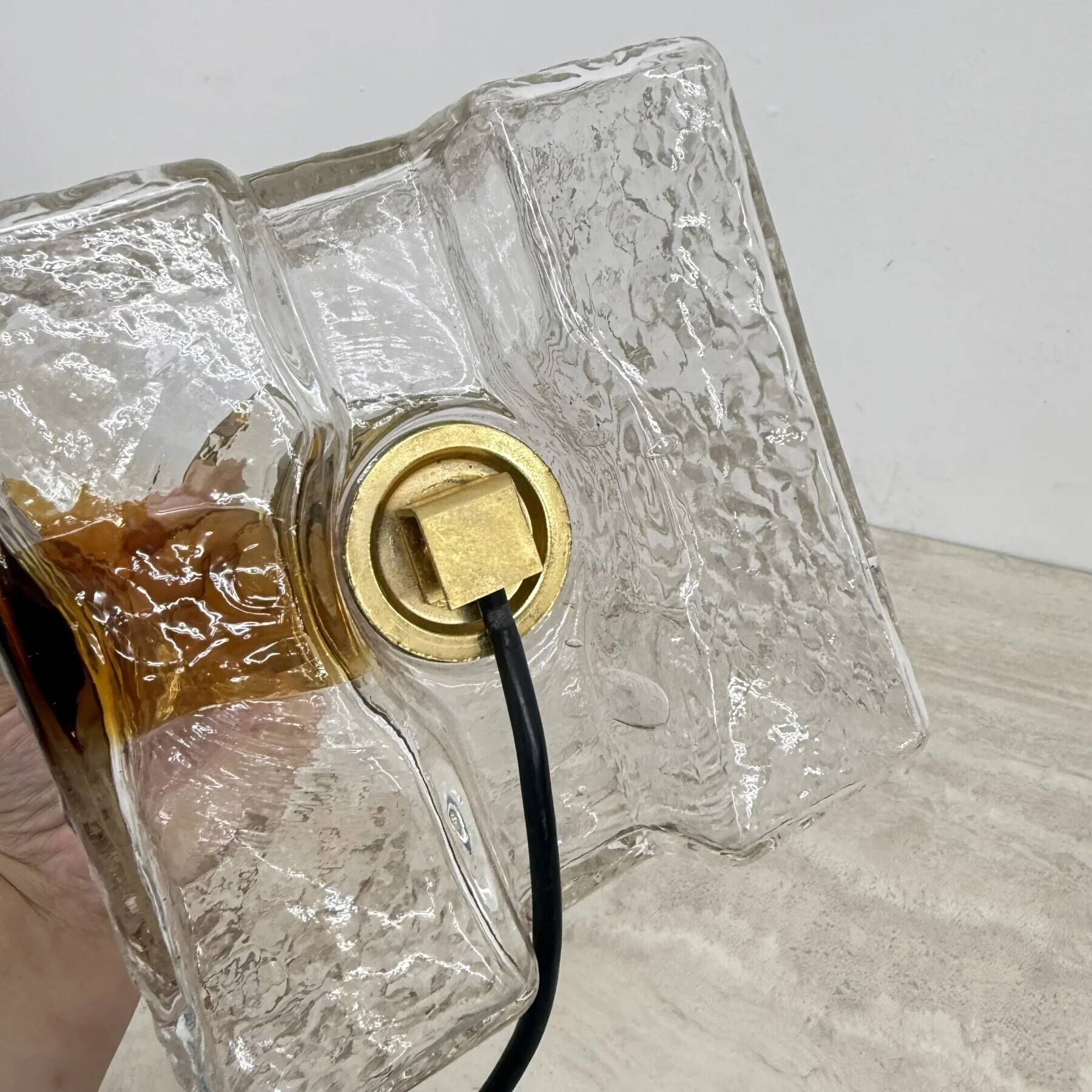 Murano glass table lamp by Toni Zuccheri for Mazzega, 1970s