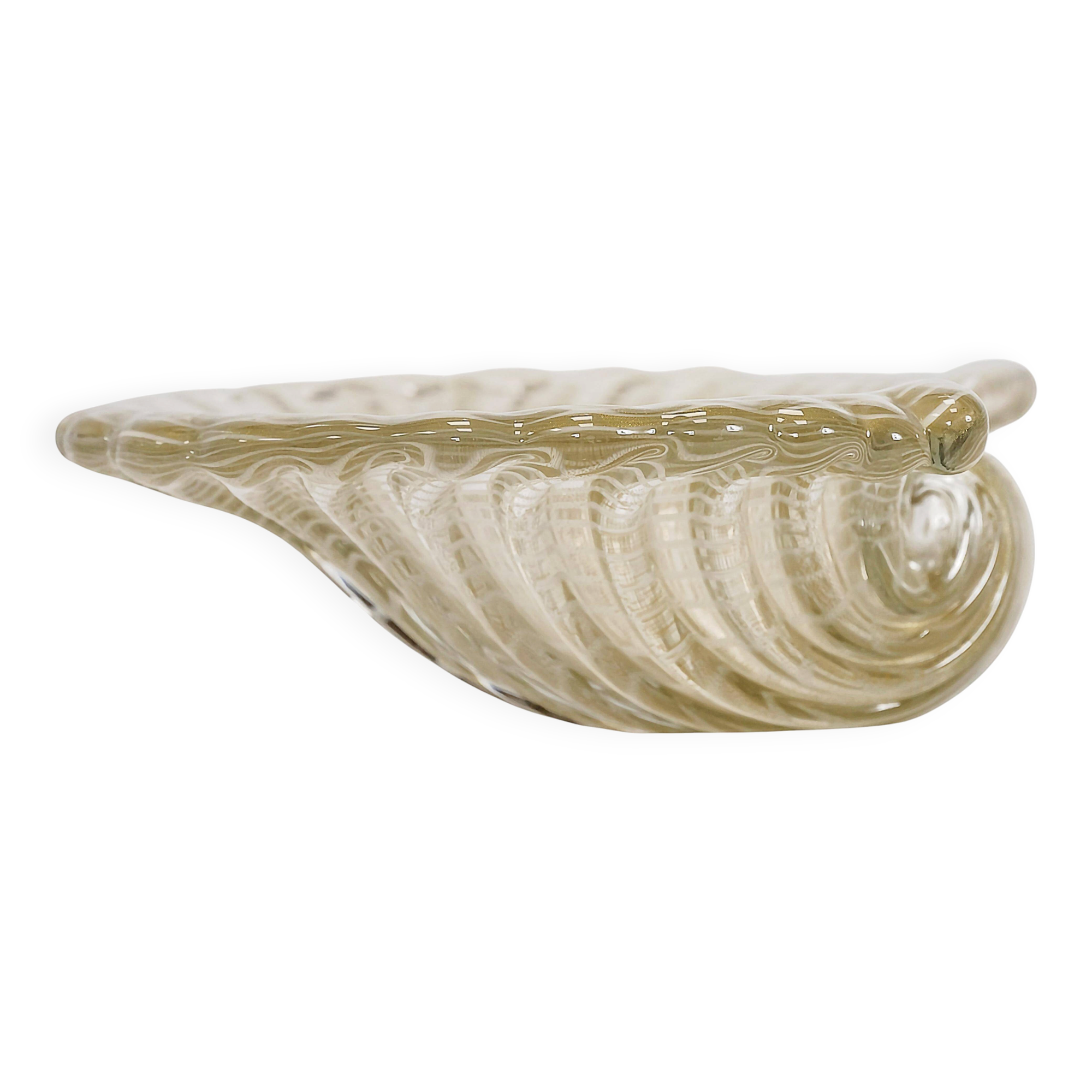 Vintage Italian Handmade Shell Shape Murano Glass Centerpiece/Vase