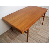 Scandinavian dining table by Ejvind A.Johansson for Gern Mobelfabrik 1960