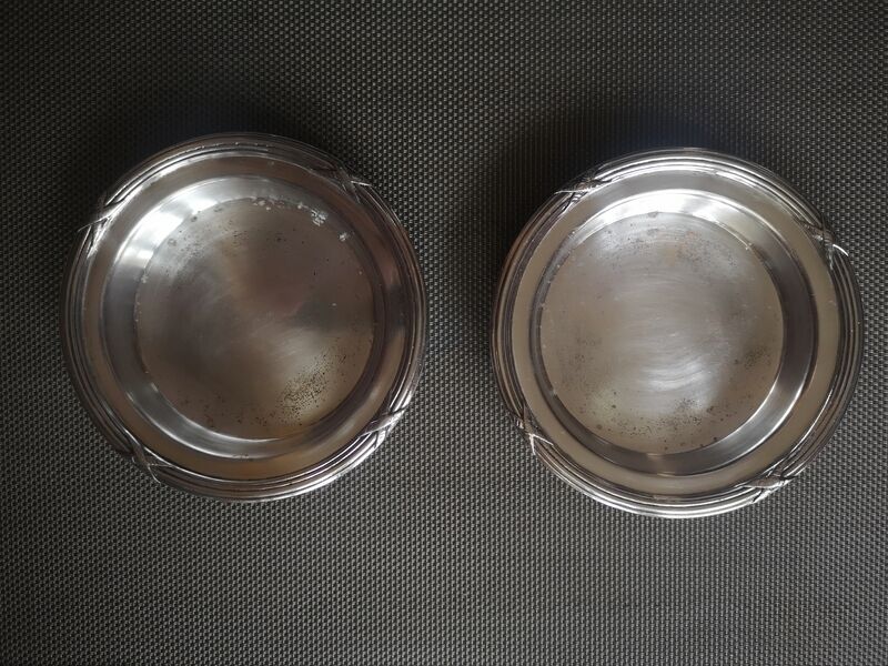 Pair of silver metal bottle underwear punched Art Deco - 1930s
