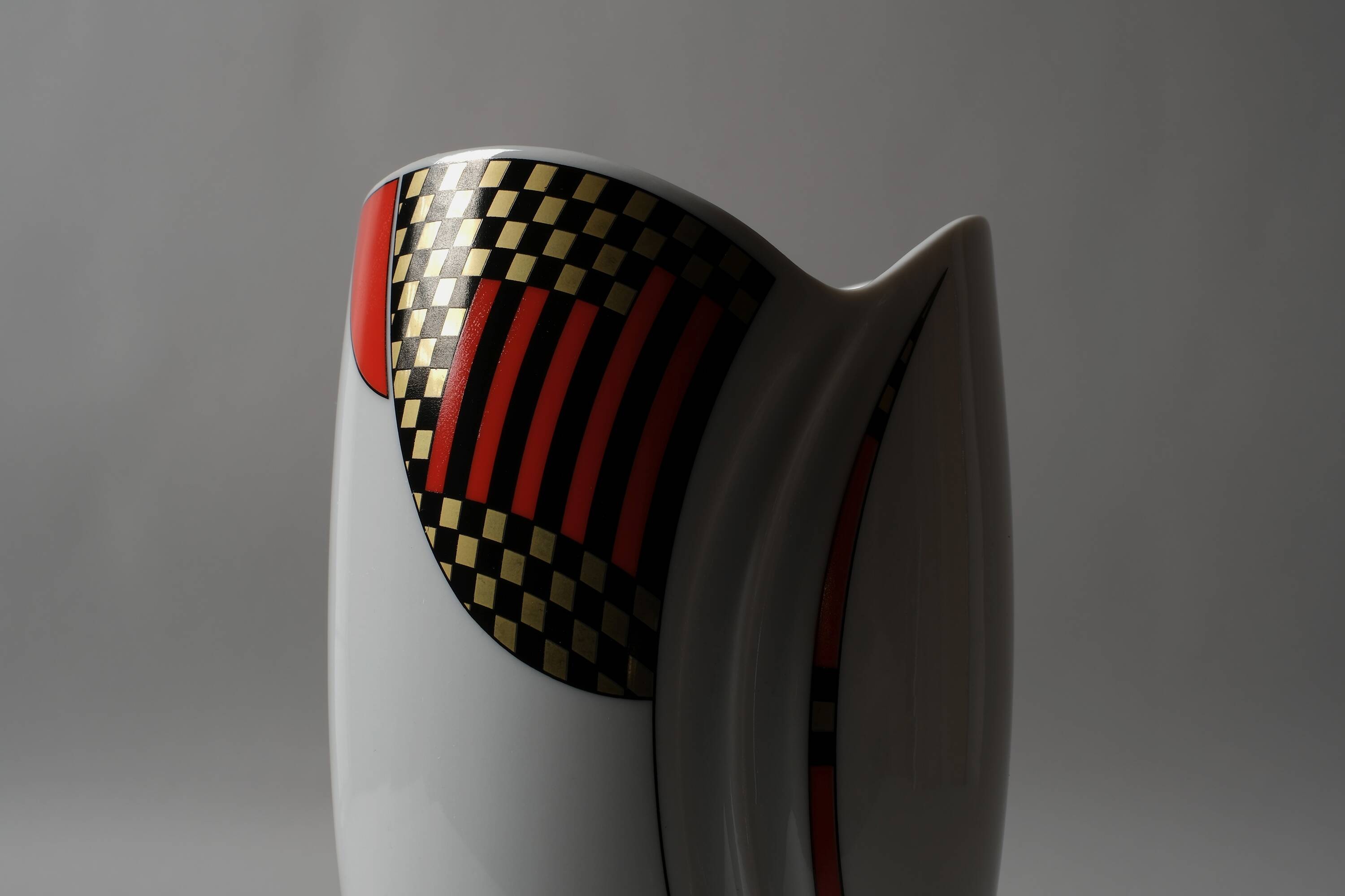 Vase Mitterteich Bavaria, géométrique postmoderne, Allemagne, années 1980