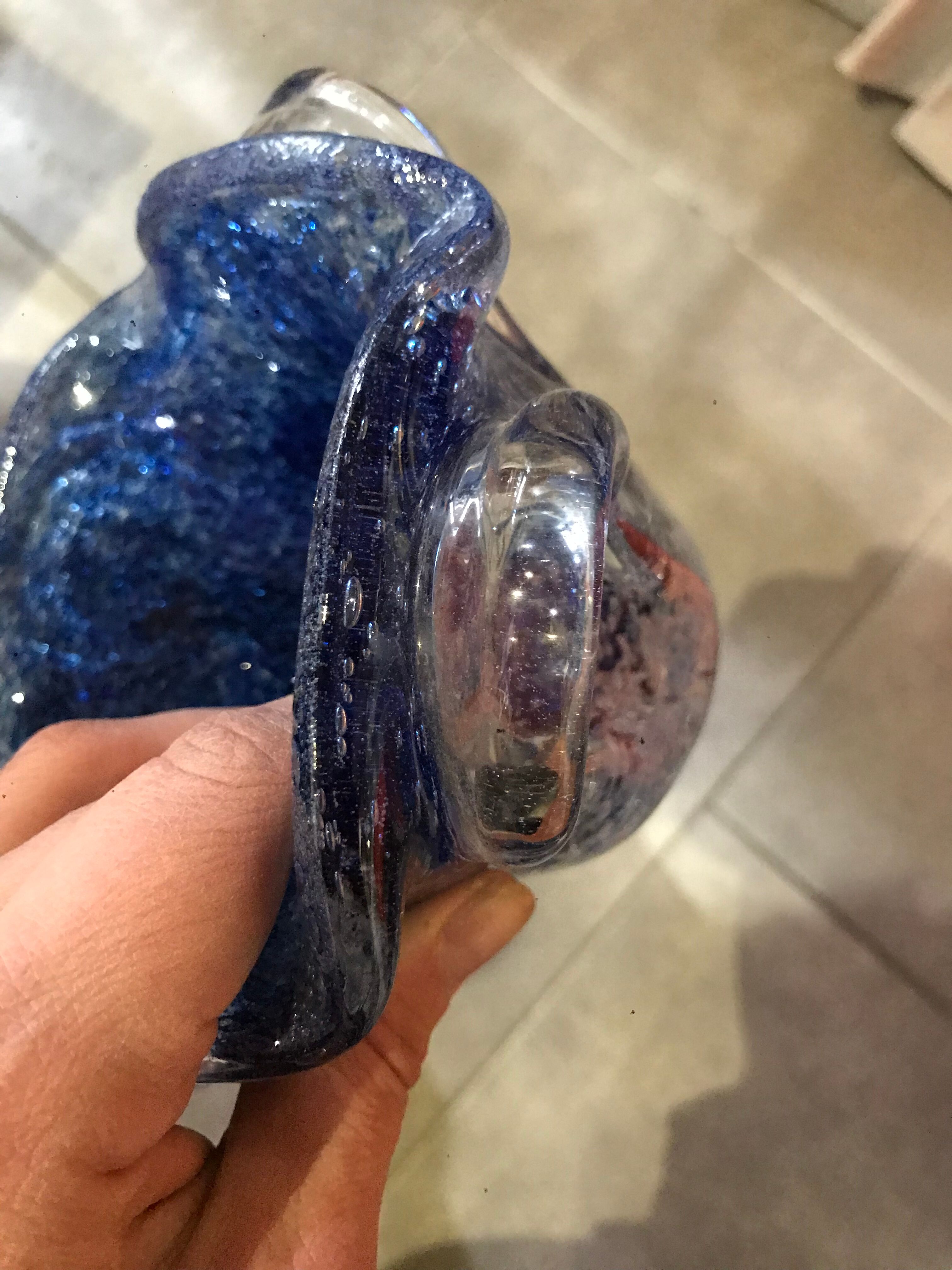 Empty crystal crystal pocket of the popes