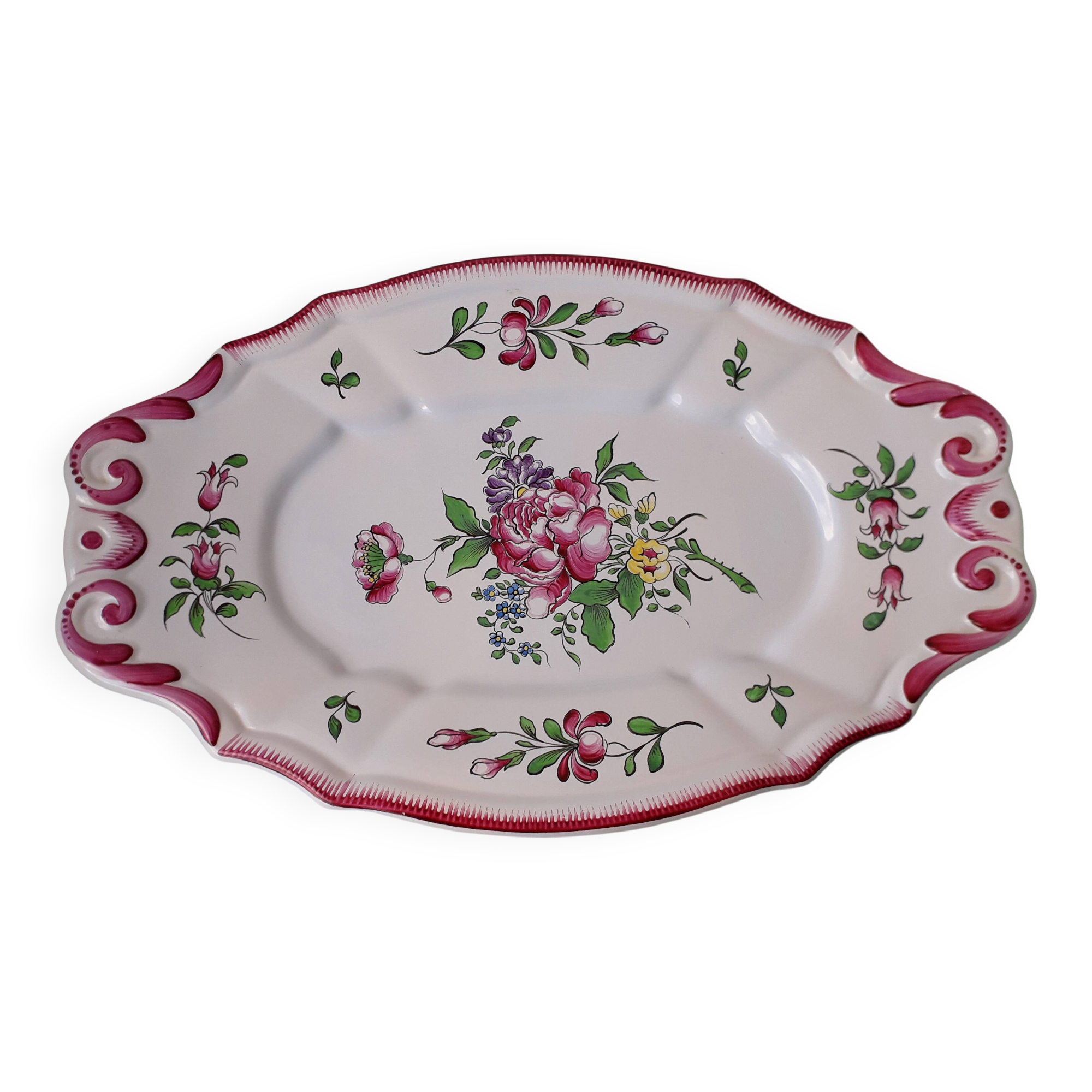 Plat ovale en faïence style Lunéville