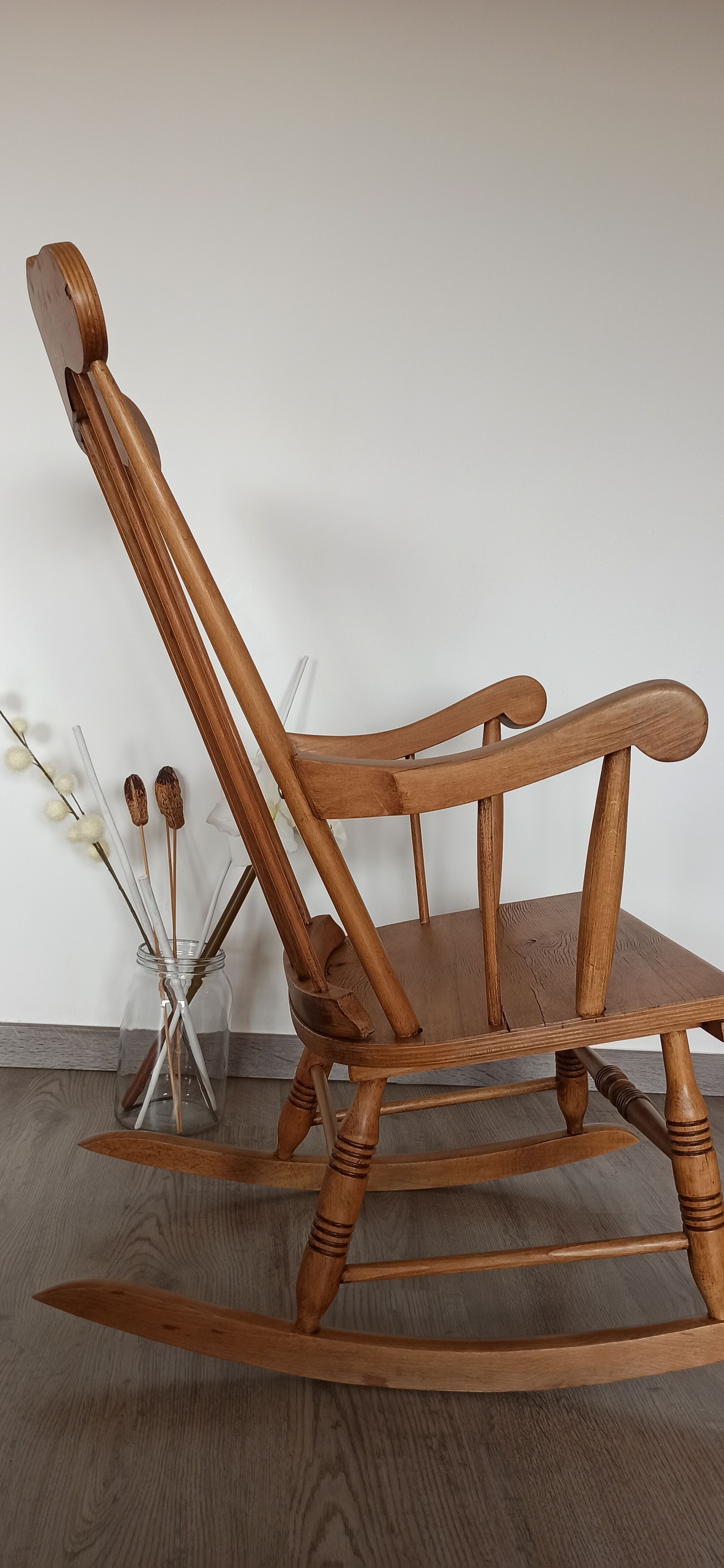 Vintage rocking chair