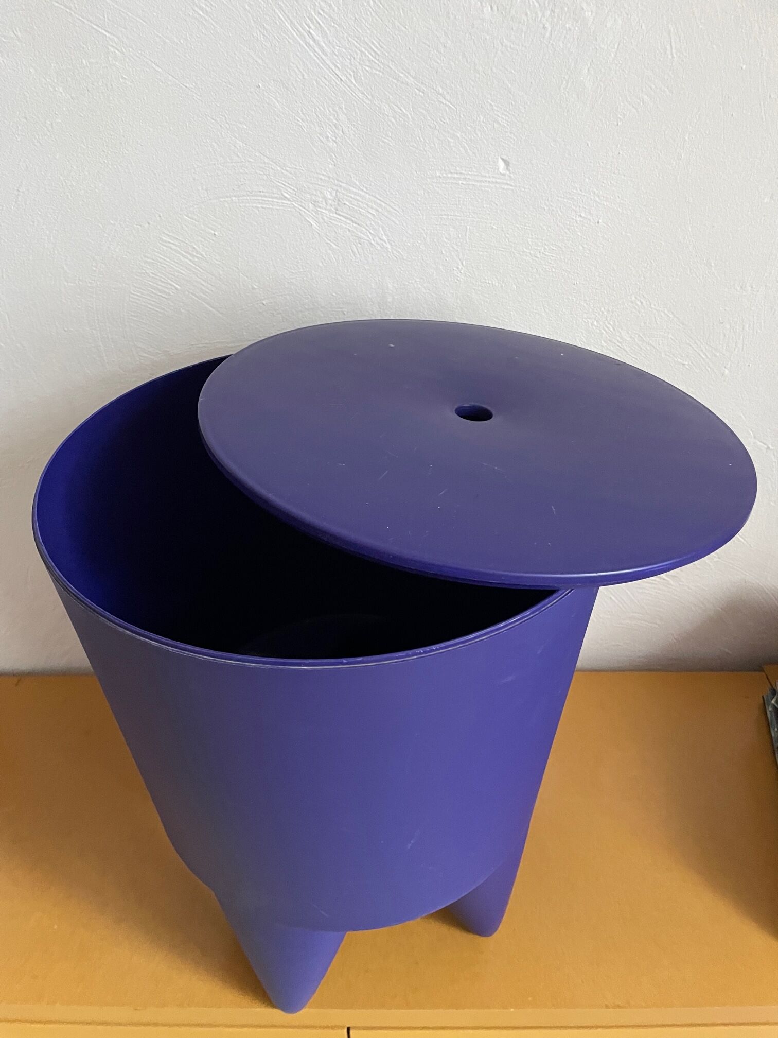 Stool "Bubu" by Philippe Starck