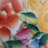 Large Chinese ginger jar with multi-colored porcelain lid