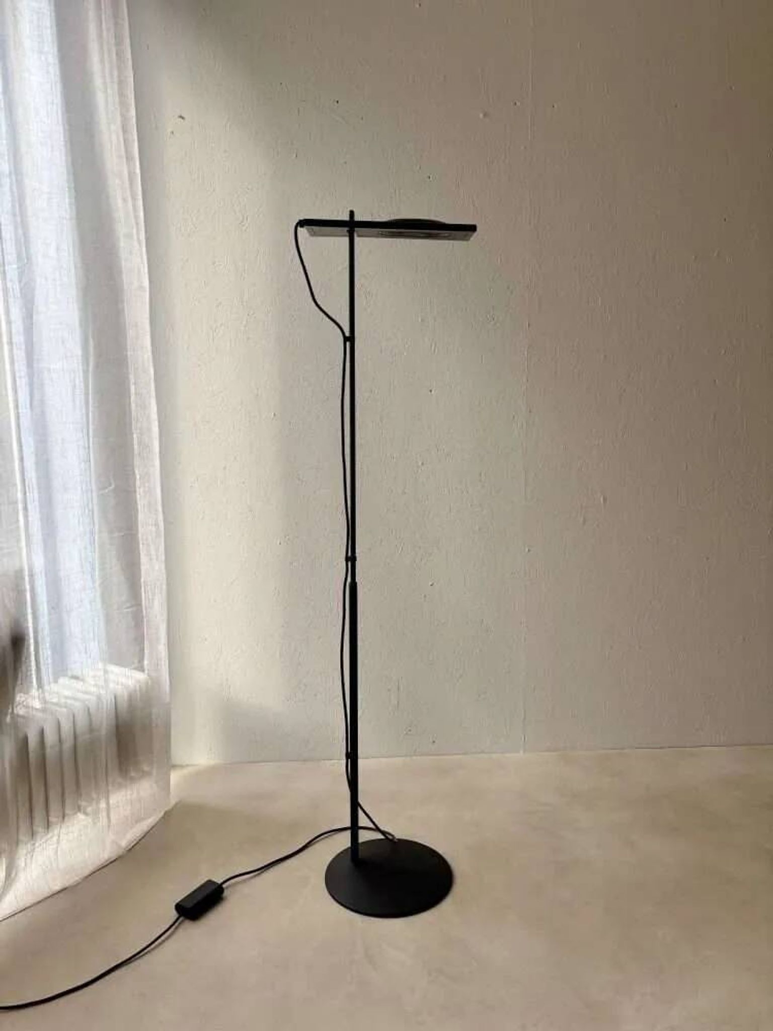Lampadaire Duna Barbaglia et Colombo pour PAF Studios années 80