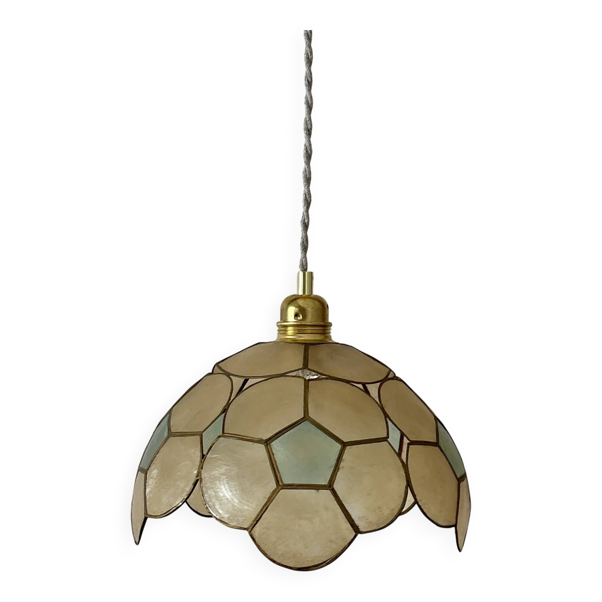 Suspension antique lampshade in beige and blue mother-of-pearl