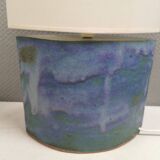 Sculptural table lamp in blue glaze with an abstract expression.