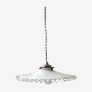 Suspension en opaline blanche