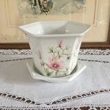 Vintage Pot Cover in English Ceramic