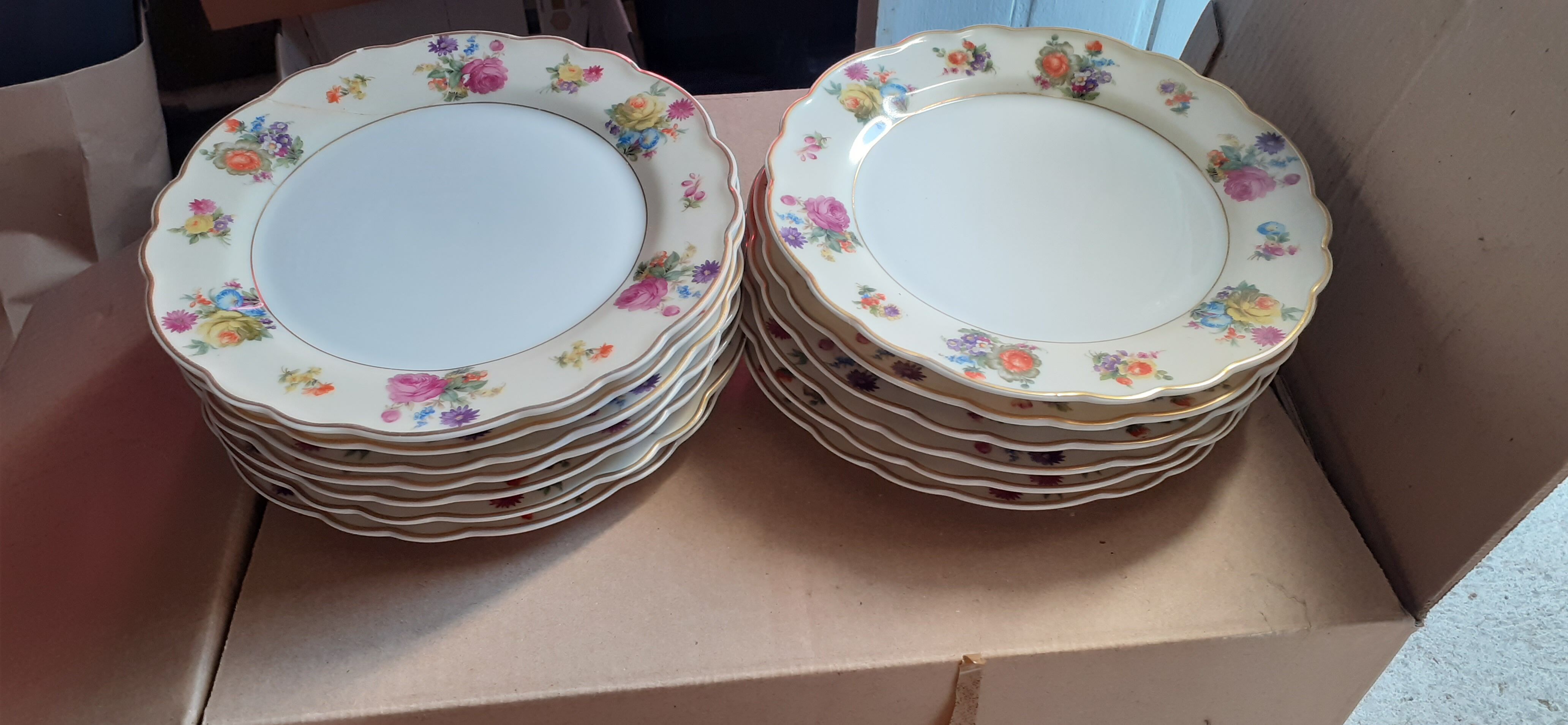 12 plates dessert Limoges 40s brand Ulim