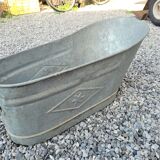 Zinc children's bathtub