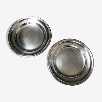 Round serving dishes