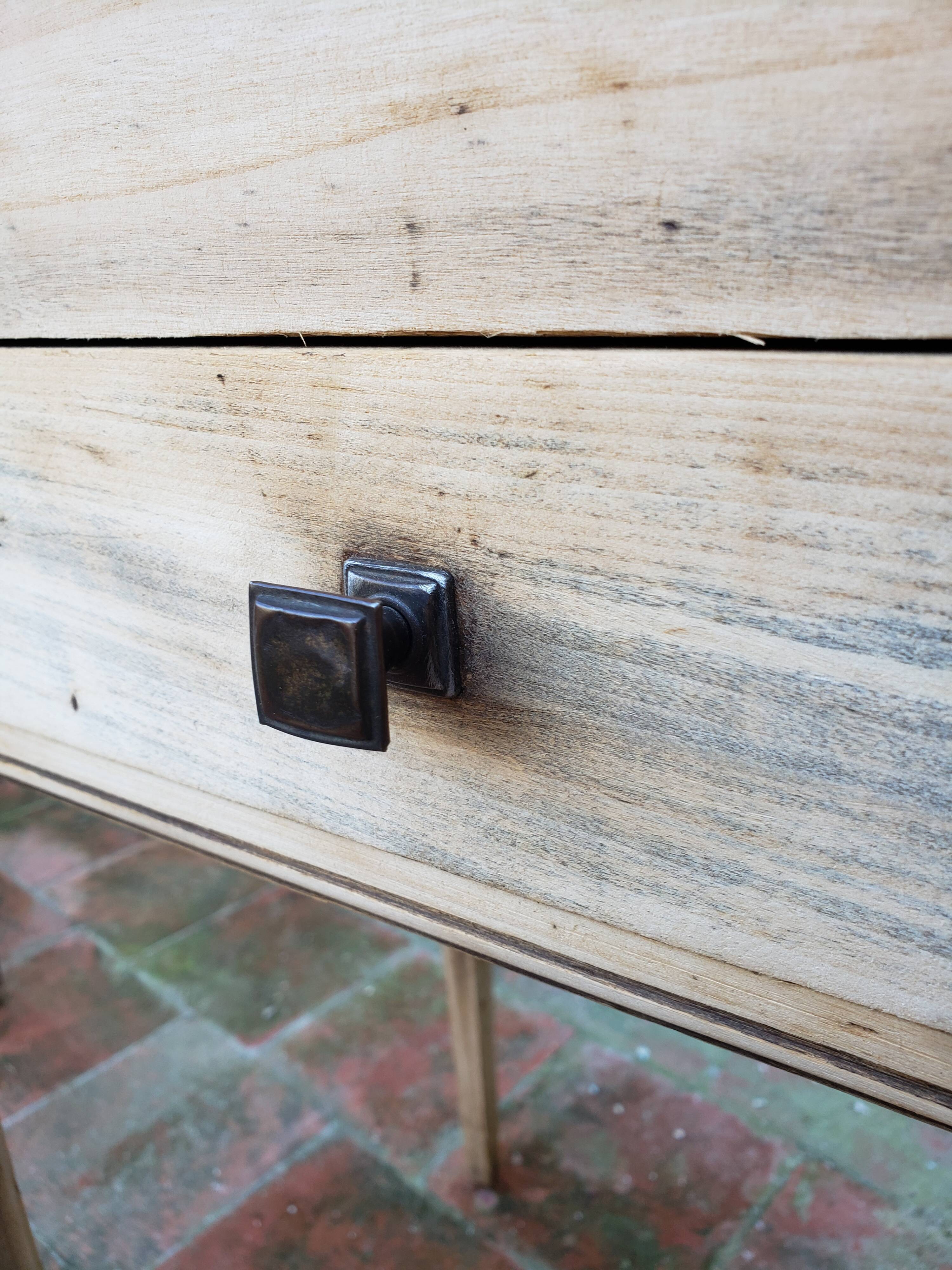 Bedside or raw wood worker