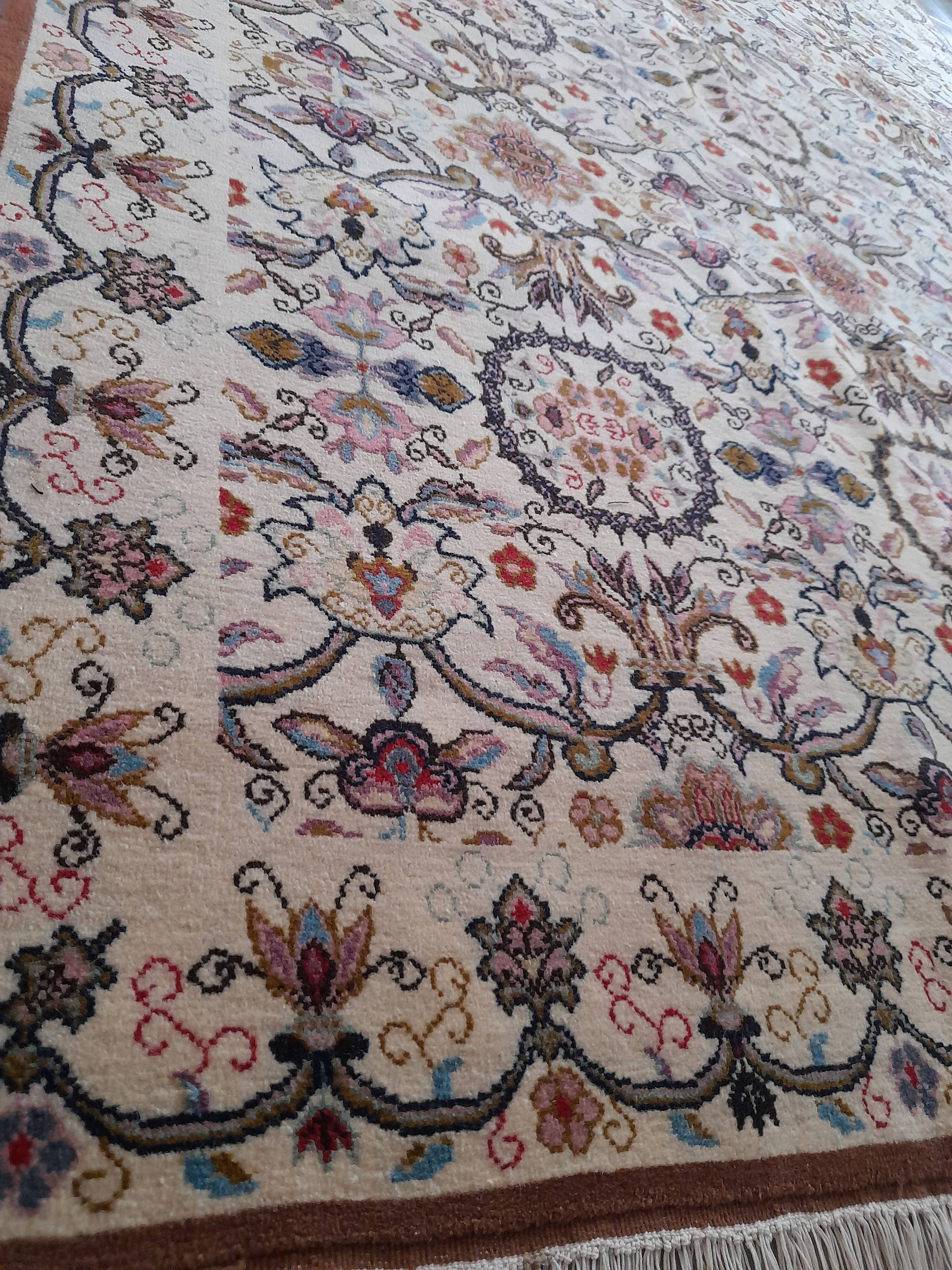 Handmade rug 170x240 cm