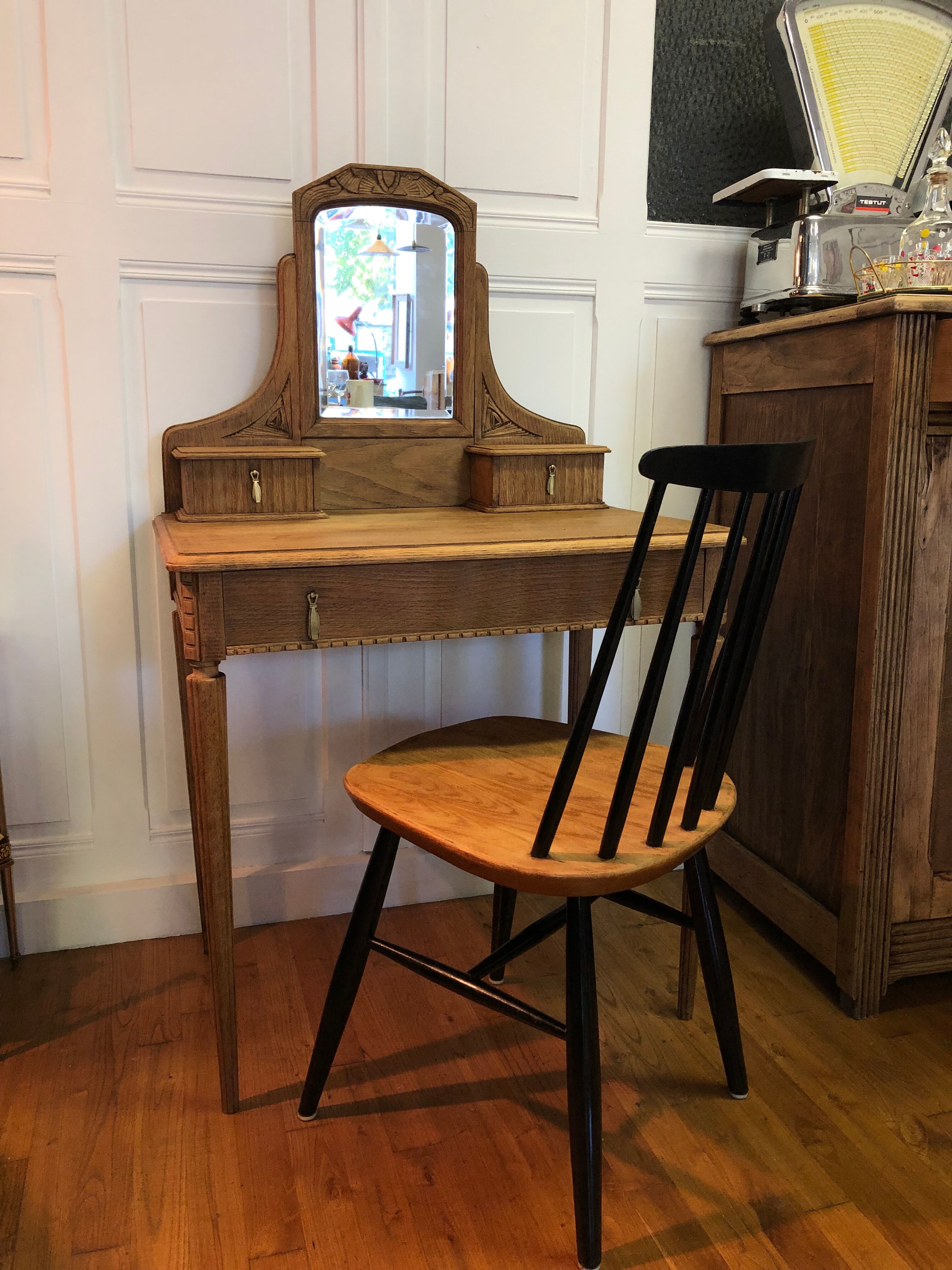 Art Deco dressing table