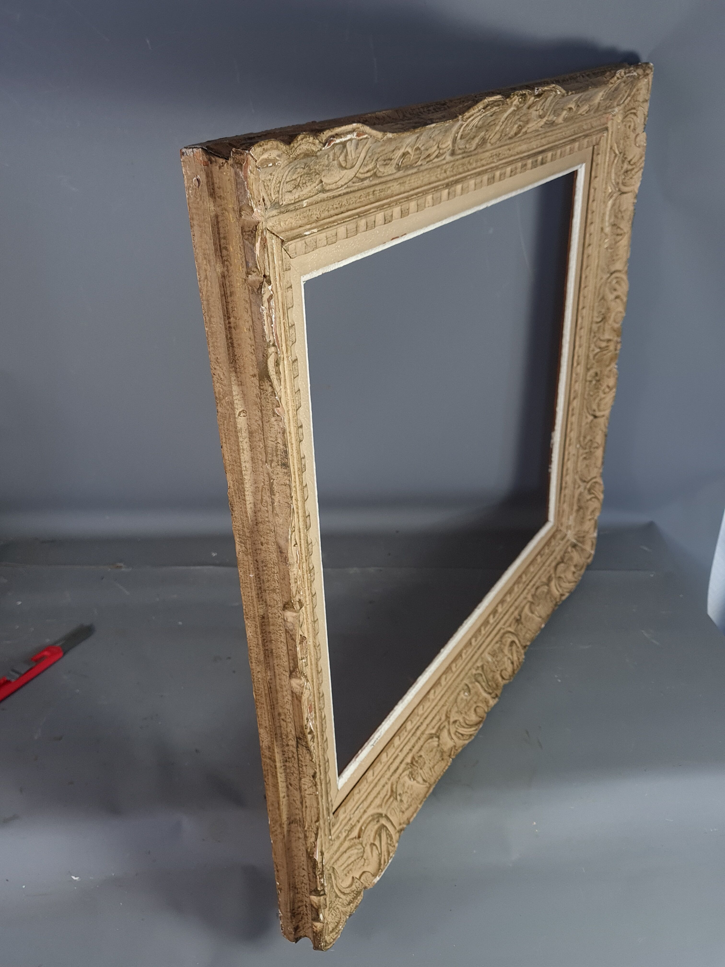 Frame Montparnasse old carved wood 74x65 foliage 55.7x46.7 cm SB