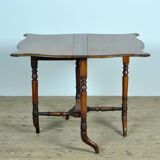 Antique oak drop leaf table, circa 1820