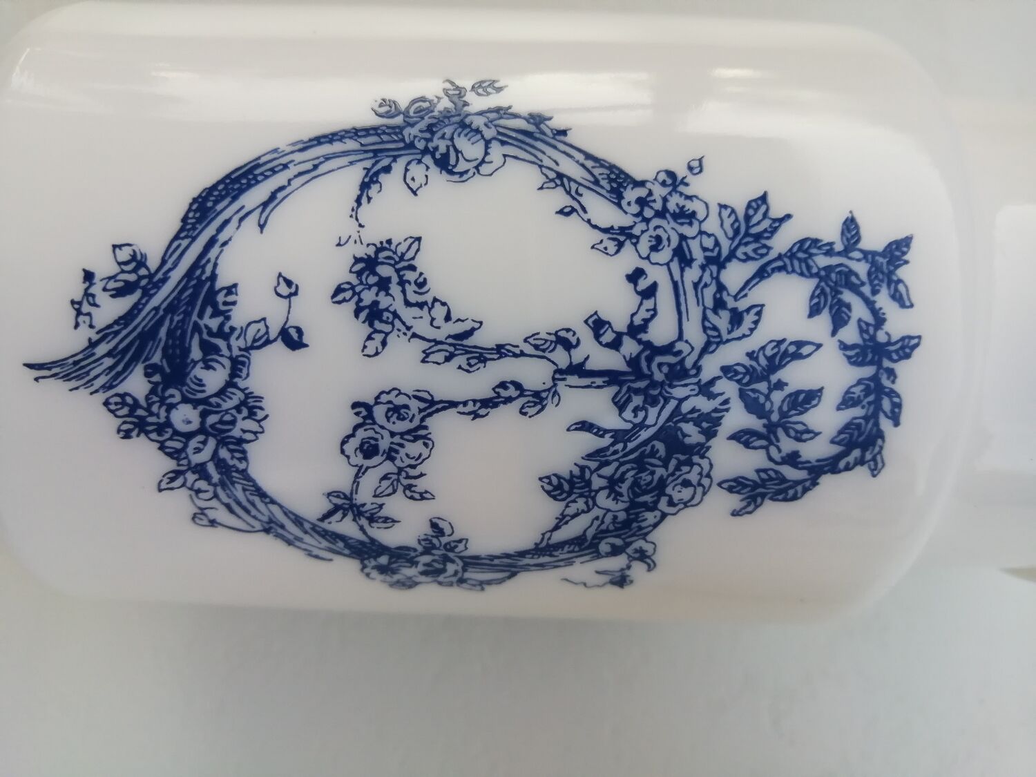 Pair of opaline jars