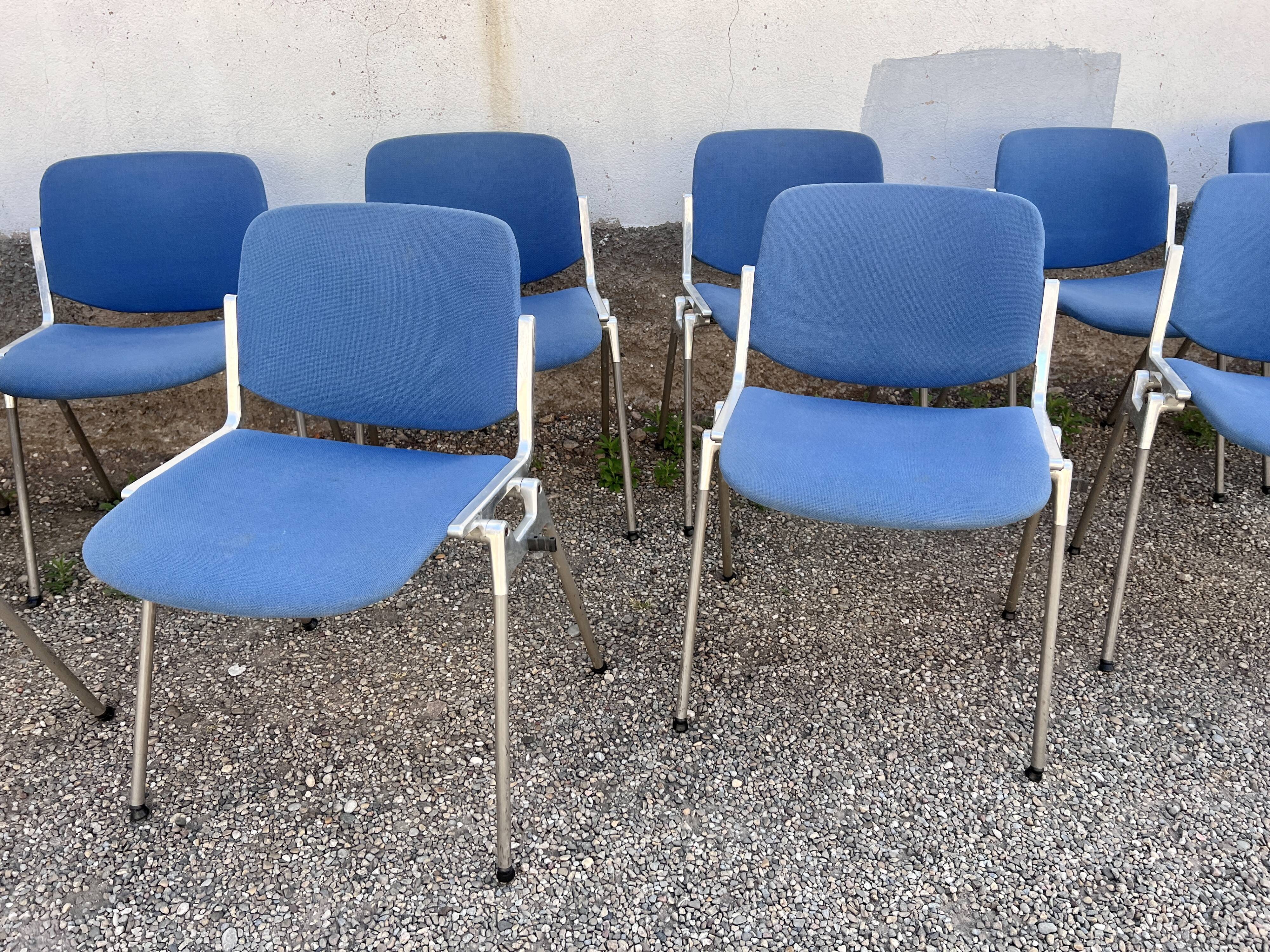 Série de 40 chaises de G. Piretti pour Castelli Anonima Castelli, Italie, années 1970