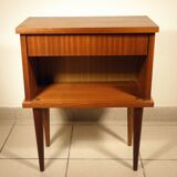 Bedside table feet spindles