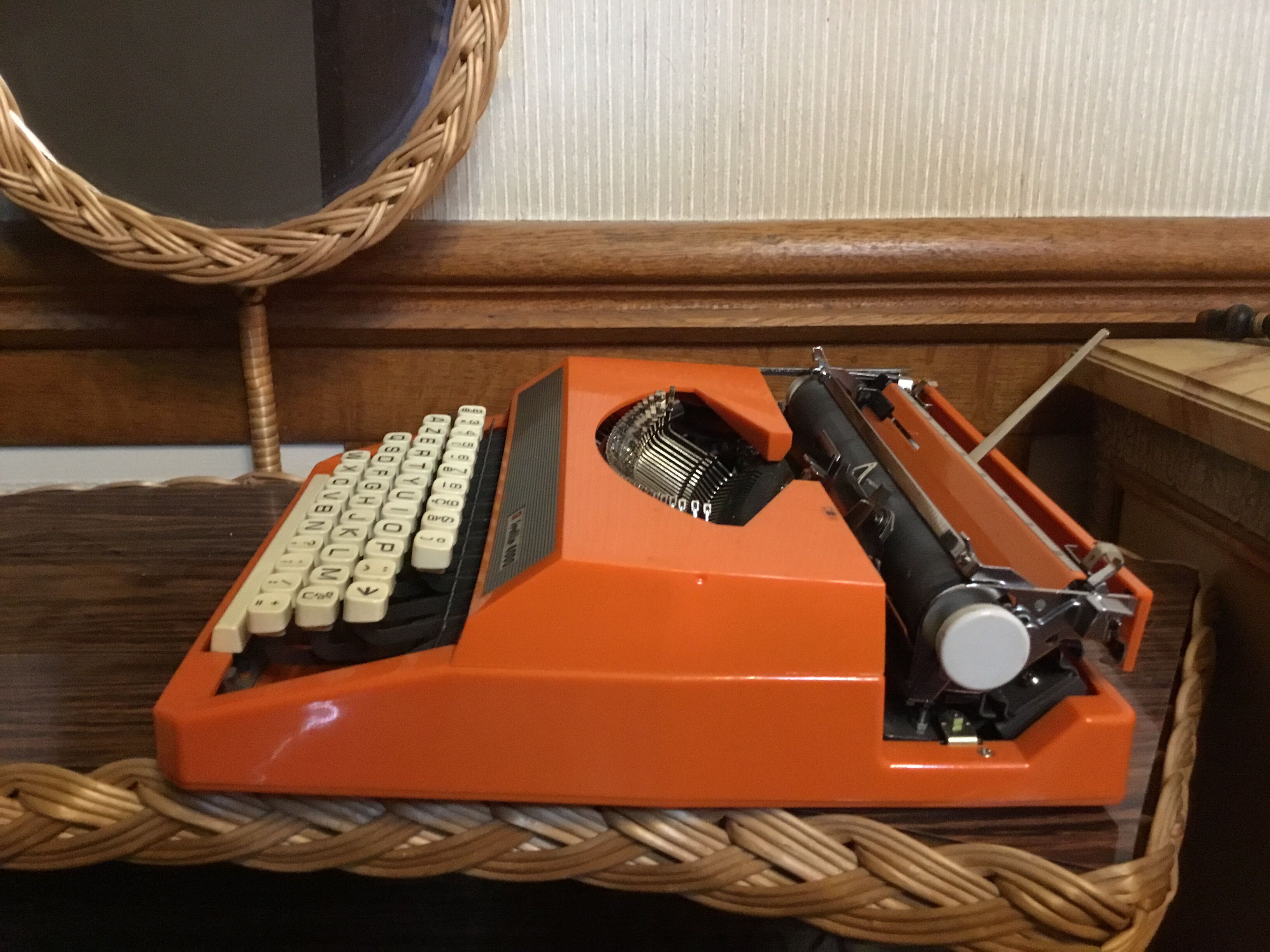 Machine à écrire vintage