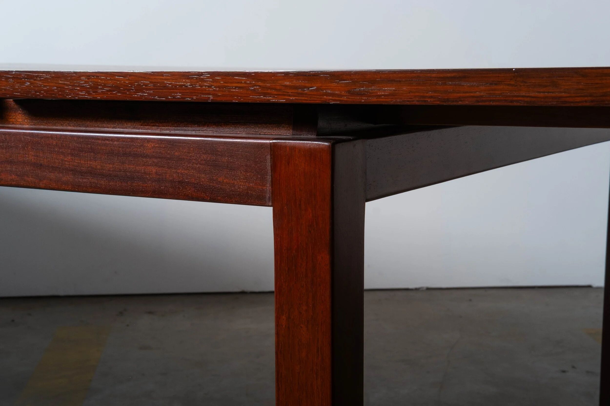 Alfred Hendrickx - Belform extendable dining table