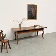 Table, drapière en noyer, XIXème s.