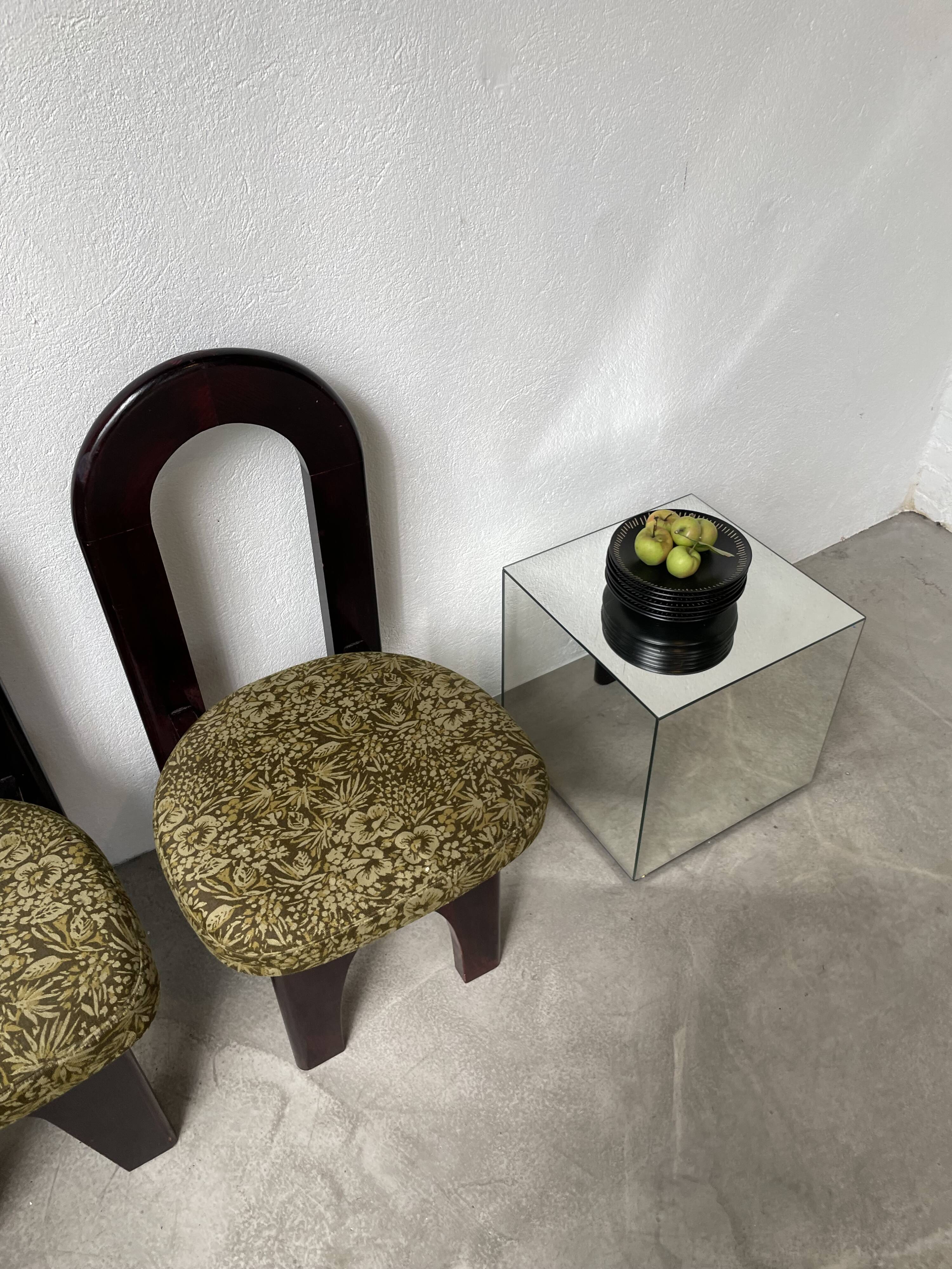 7 black ceramic plates