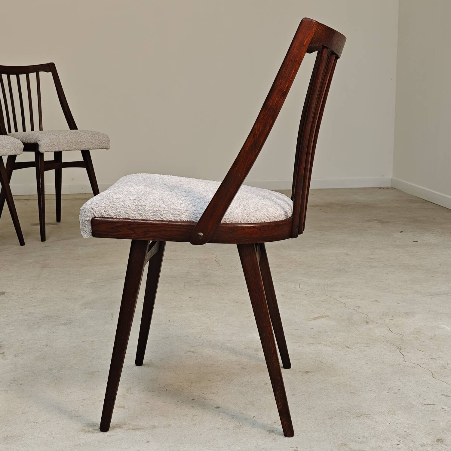 Set of 4 grey bouclette chairs by Antonin Suman