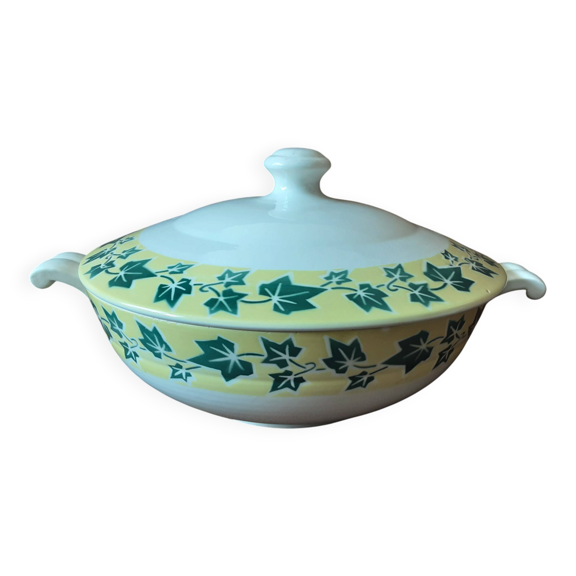 Soup tureen Sarreguemines model Josette