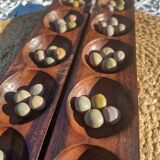 Jeu Awalé africain vintage en bois avec ses 48 graines