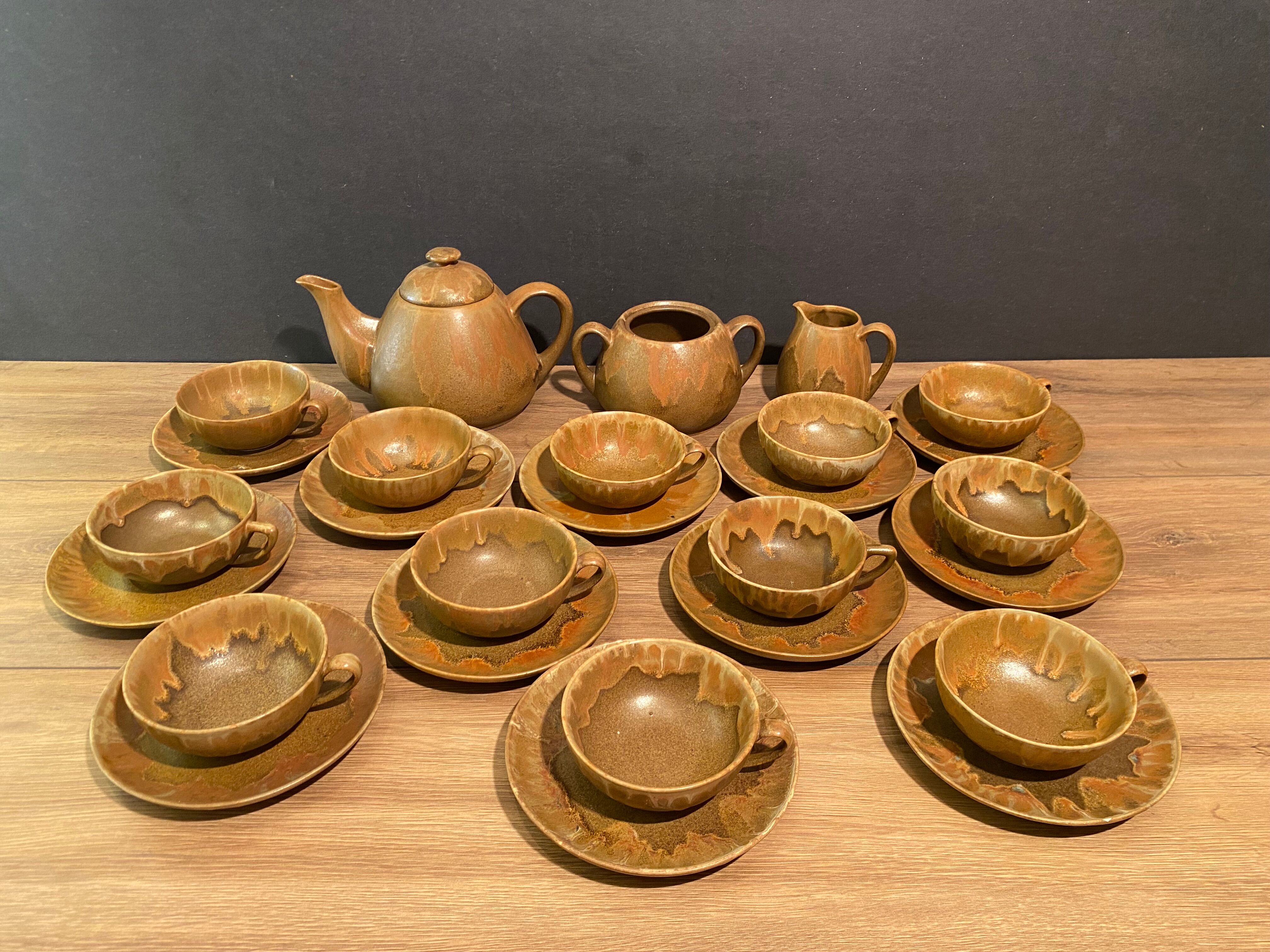 Ancien pichet broc en grès flammé signé Denbac N°437