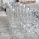 8 coupes à champagne vintage en verre pressé