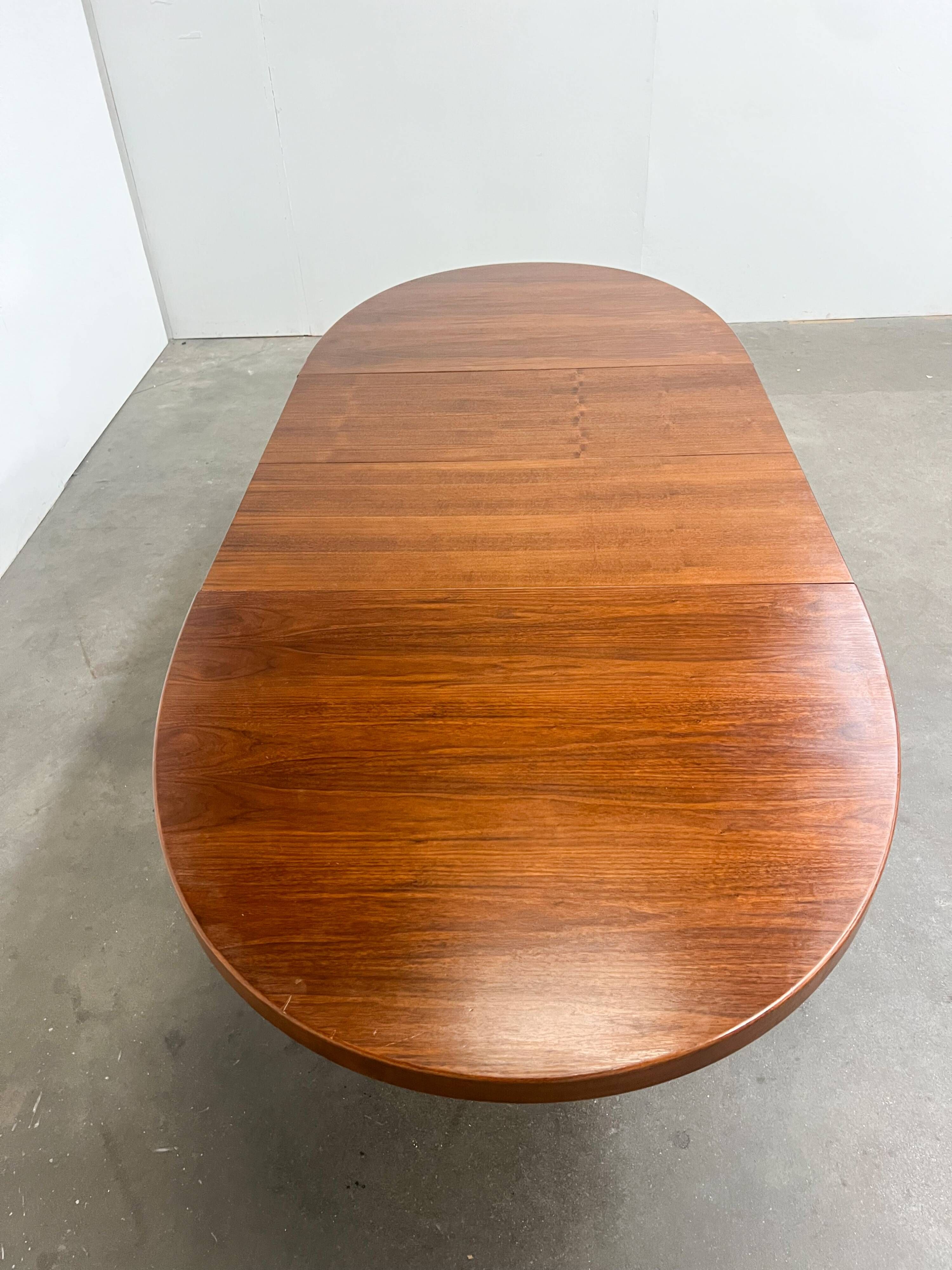 Vintage Baumann extendable table – 2 integrated extensions, 1960s