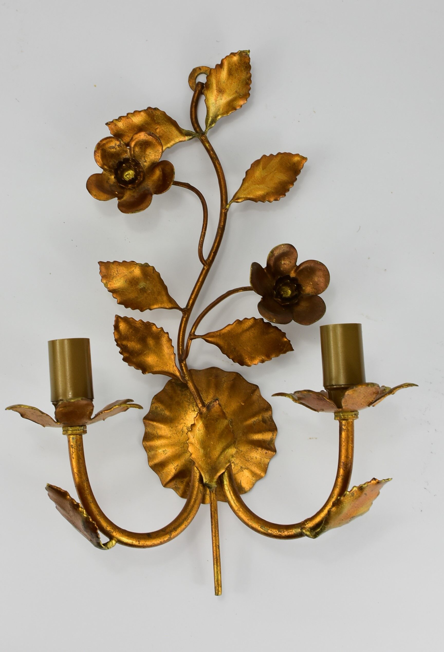 Wall lamp, golden flowers