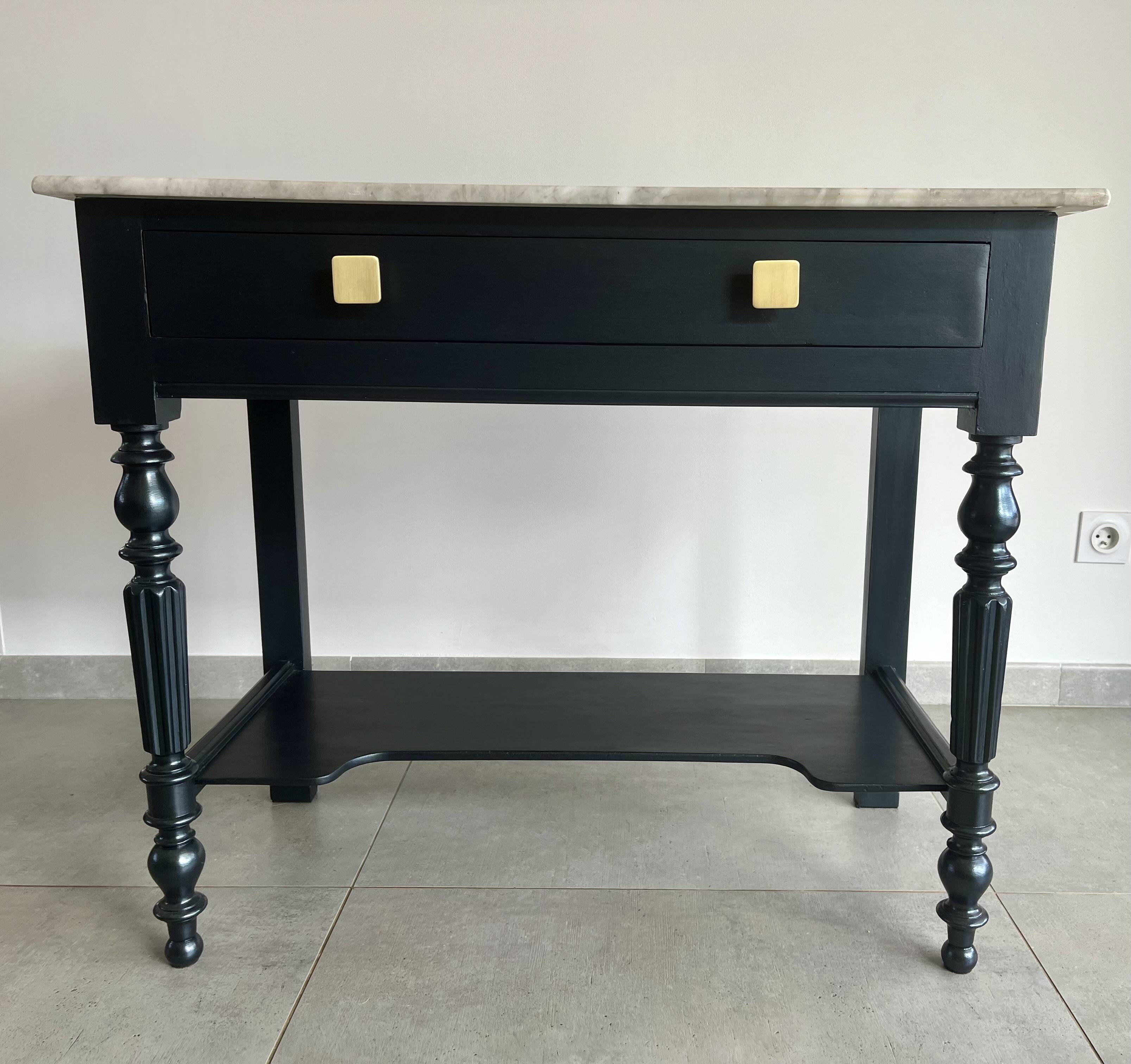 Old console with marble