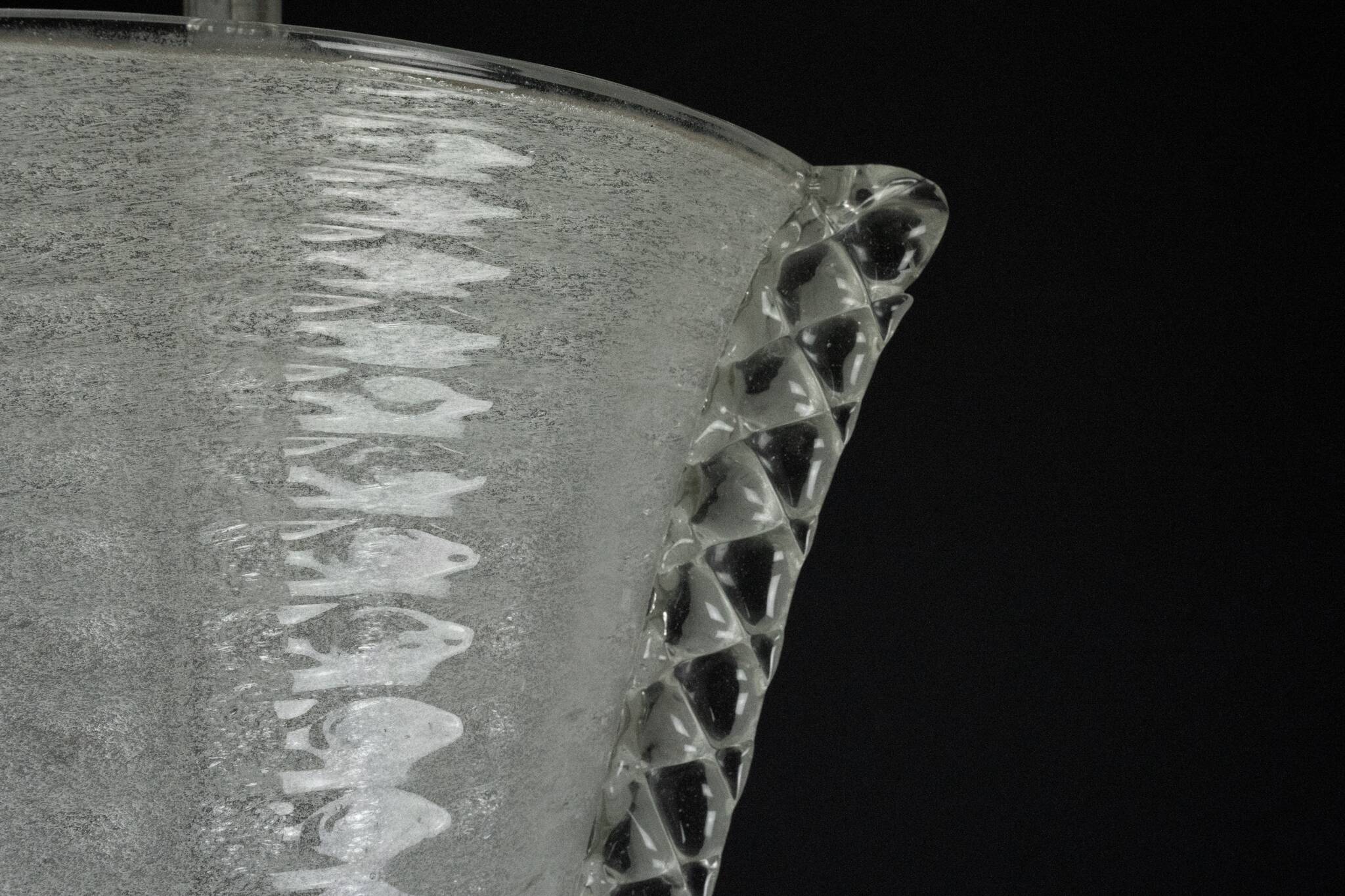 Rare Art Deco Ercole Barovier chandelier in  Murano glass. Italy 1940