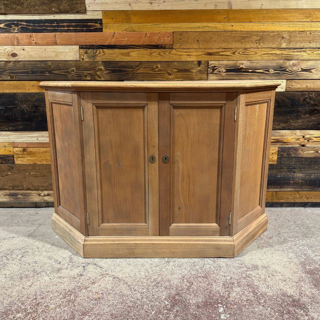 Small auxiliary buffet in sandblasted walnut - 1950s design