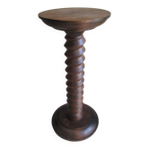 Wooden screw-mounted pedestal table