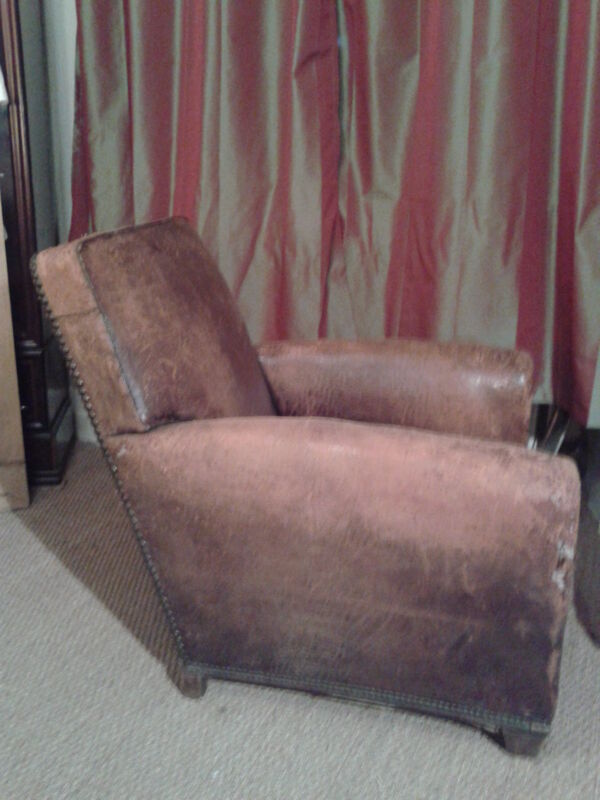 Fauteuil club  en cuir des années 30