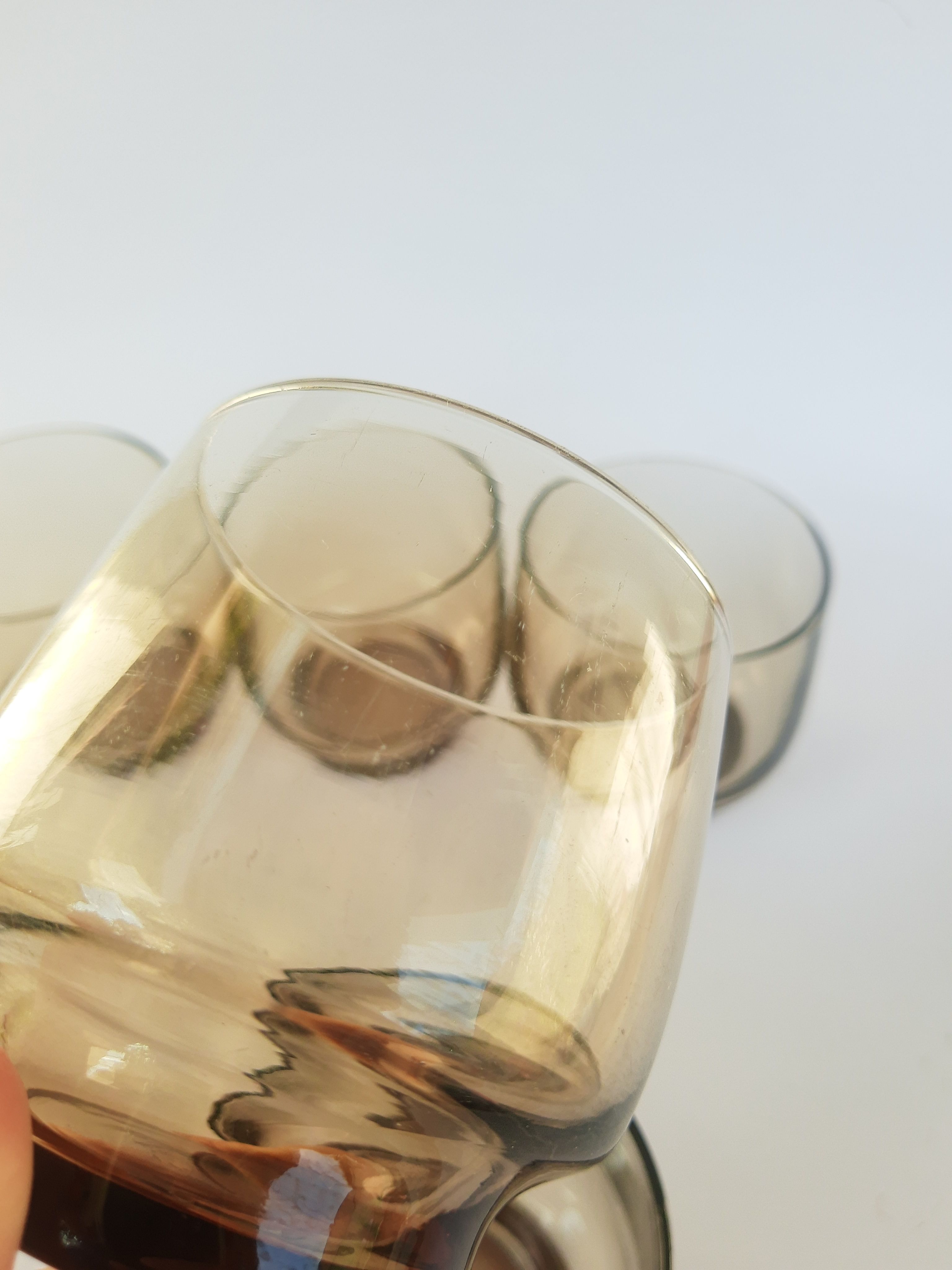 Set of 5 vintage 70s smoked glass water glass
