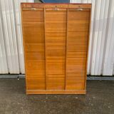 Cabinet with binder with rolls 3 columns