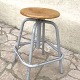 UNIC 1950 screw stool