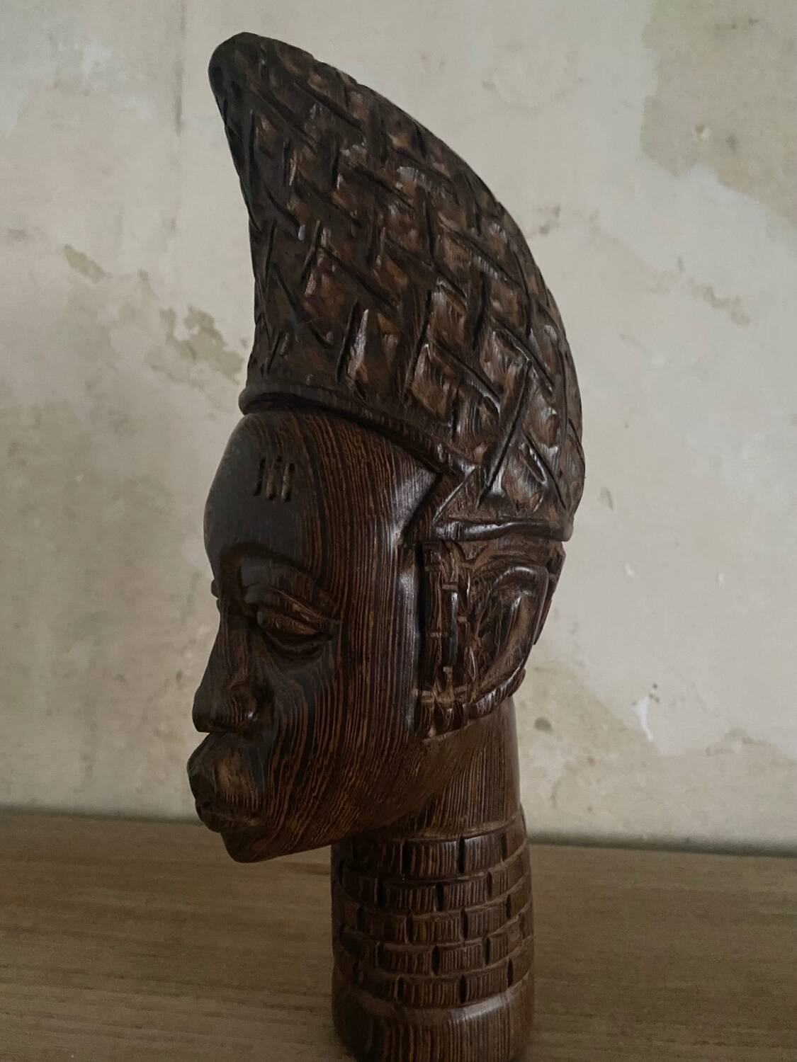African wooden bust sculpture