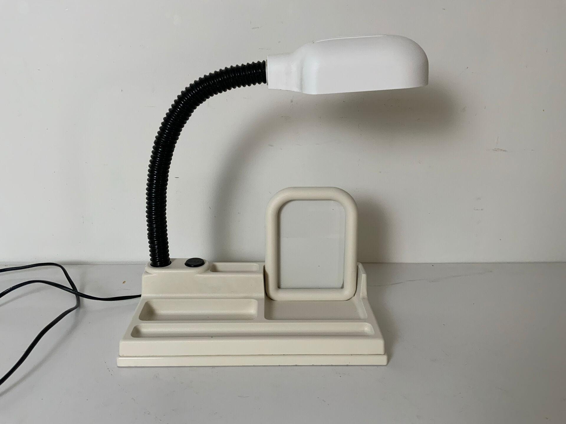 Desk lamp 80