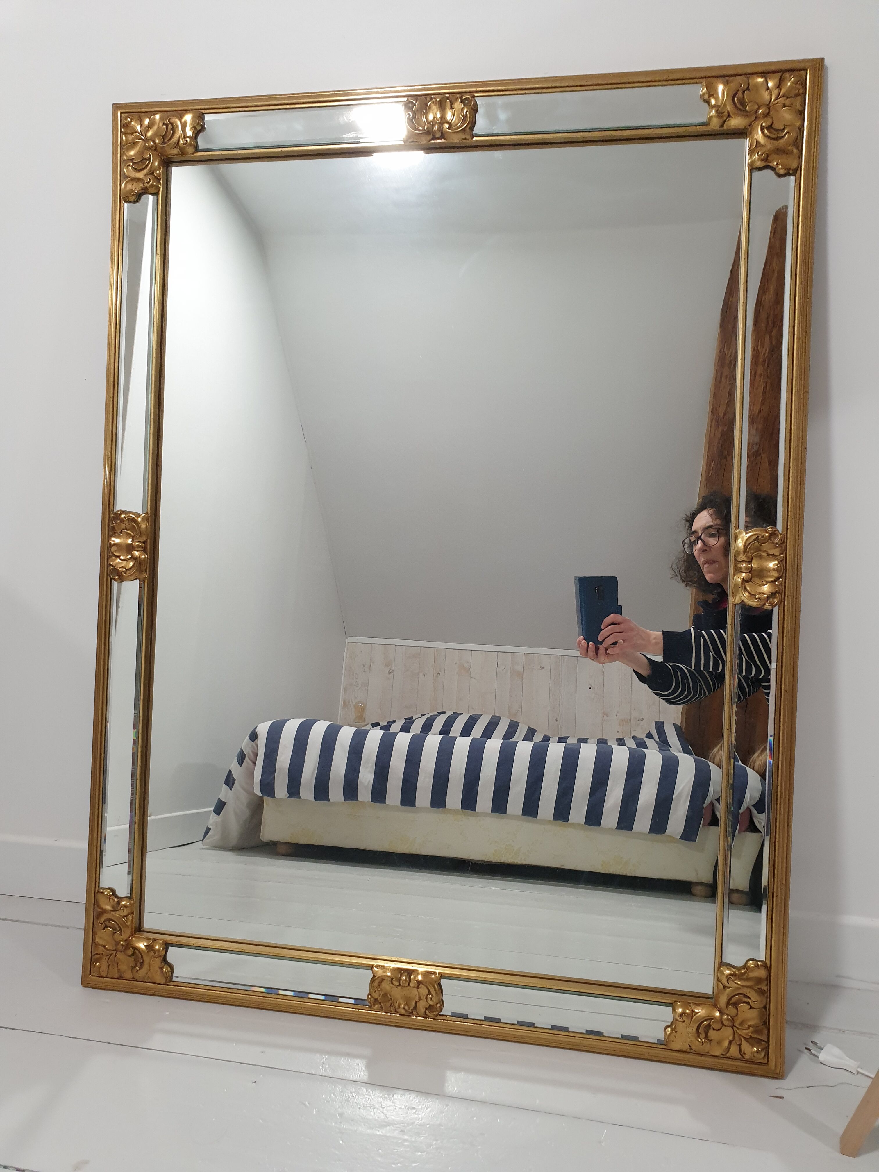 Mirror with pareclose 120×90 cm
