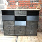 Old metal cabinet 15 valves